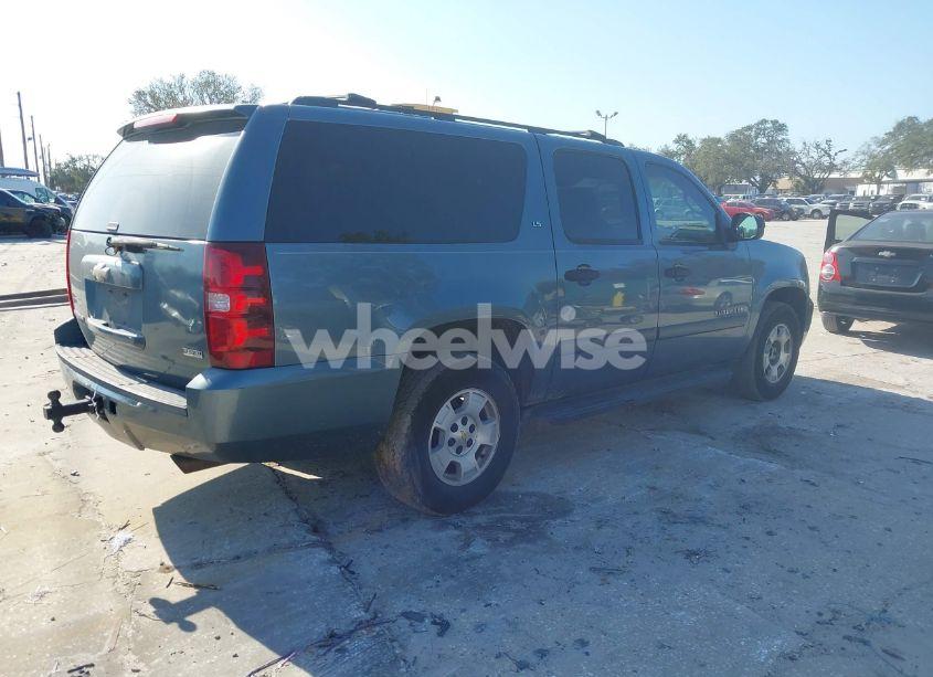 Photo 4 of 2008 Chevrolet Suburban 1500 LS (VIN 3GNFC160X8G162523)