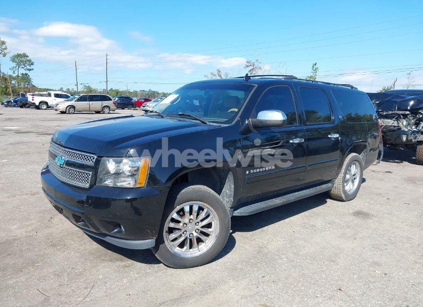 Photo 2 of 2008 Chevrolet Suburban 1500 LTZ (VIN 3GNFC160X8G170508)