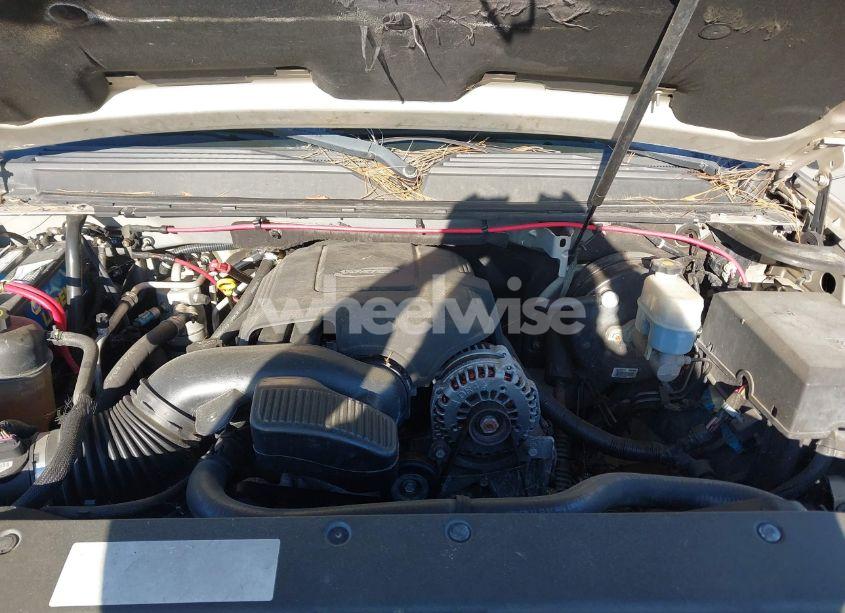 Photo 10 of 2008 Chevrolet Suburban 1500 LT (VIN 3GNFC160X8G196297)