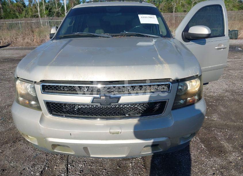 Photo 6 of 2008 Chevrolet Suburban 1500 LT (VIN 3GNFC160X8G196297)