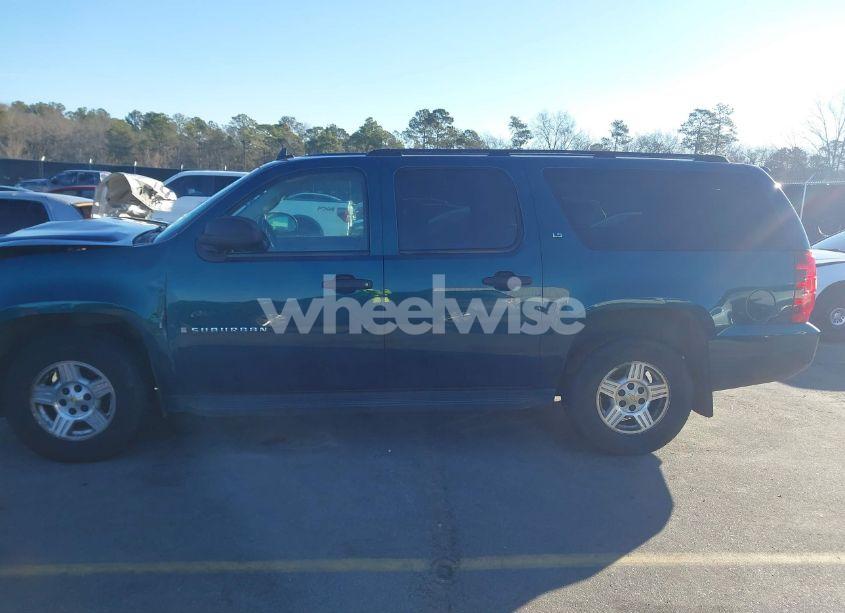 Photo 13 of 2007 Chevrolet Suburban 1500 LS (VIN 3GNFC16J07G102869)