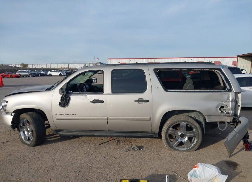 Photo 13 of 2007 Chevrolet Suburban 1500 LS (VIN 3GNFC16J17G306953)