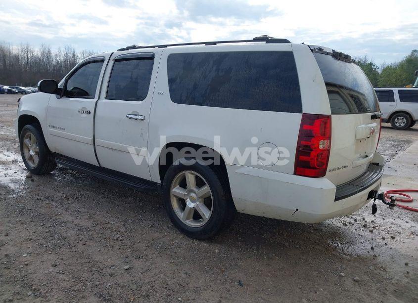 Photo 3 of 2008 Chevrolet Suburban 1500 LTZ (VIN 3GNFC16J18G248182)