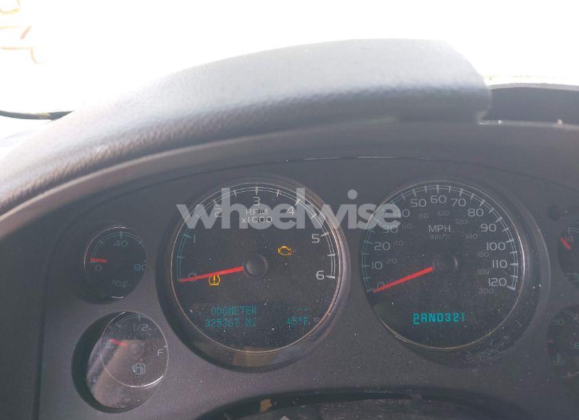 Photo 7 of 2008 Chevrolet Suburban 1500 LTZ (VIN 3GNFC16J18G248182)