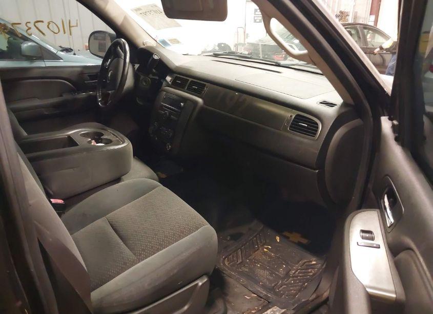 Photo 5 of 2007 Chevrolet Suburban 1500 COMMERCIAL FLEET (VIN 3GNFC16J27G249436)