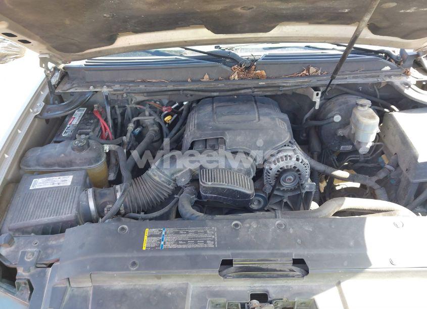 Photo 10 of 2007 Chevrolet Suburban 1500 LT (VIN 3GNFC16J37G306159)