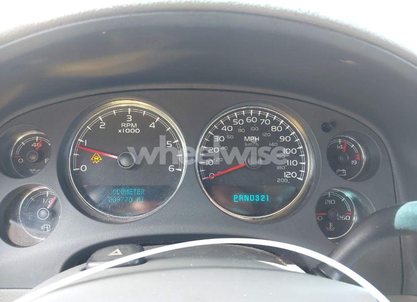 Photo 7 of 2007 Chevrolet Suburban 1500 LT (VIN 3GNFC16J37G306159)