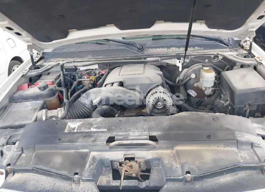 Photo 10 of 2007 Chevrolet Suburban 1500 LT (VIN 3GNFC16J47G100560)