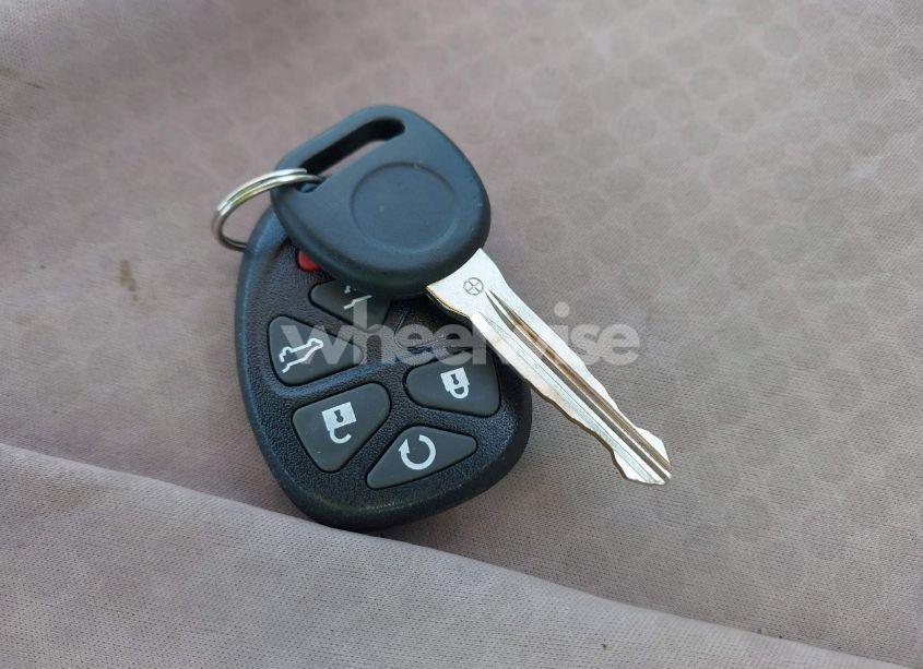 Photo 11 of 2007 Chevrolet Suburban 1500 LT (VIN 3GNFC16J47G100560)