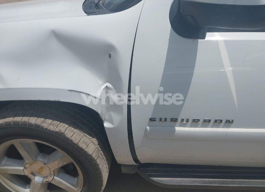 Photo 13 of 2007 Chevrolet Suburban 1500 LT (VIN 3GNFC16J47G100560)