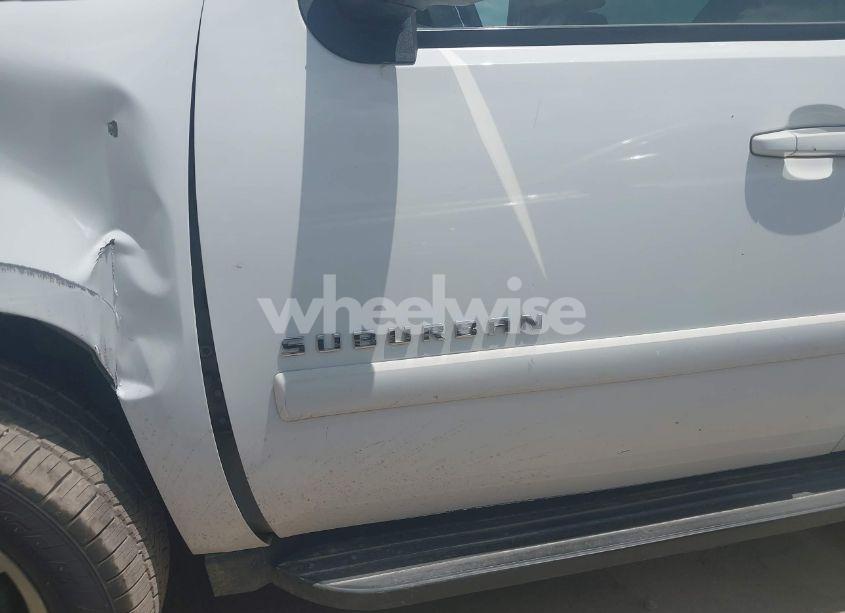 Photo 16 of 2007 Chevrolet Suburban 1500 LT (VIN 3GNFC16J47G100560)