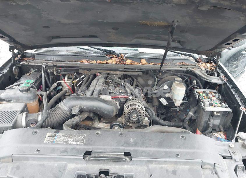 Photo 10 of 2007 Chevrolet Suburban 1500 LTZ (VIN 3GNFC16J47G118072)