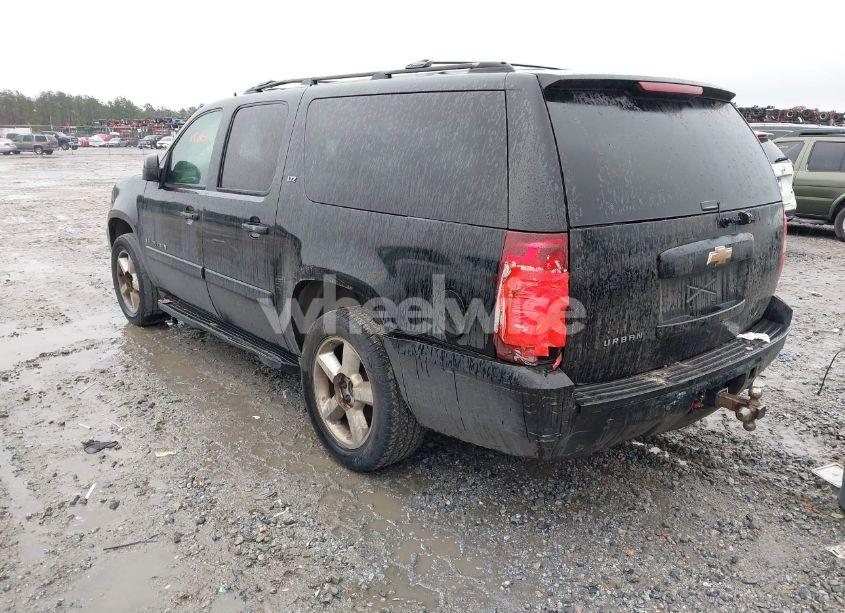 Photo 3 of 2007 Chevrolet Suburban 1500 LTZ (VIN 3GNFC16J47G118072)
