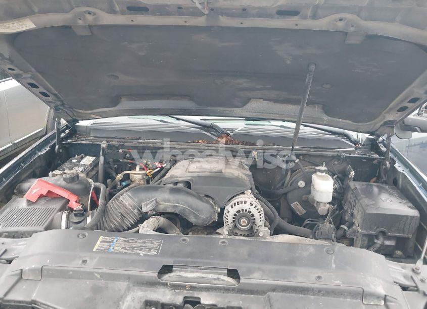 Photo 10 of 2007 Chevrolet Suburban 1500 LT (VIN 3GNFC16J47G119304)