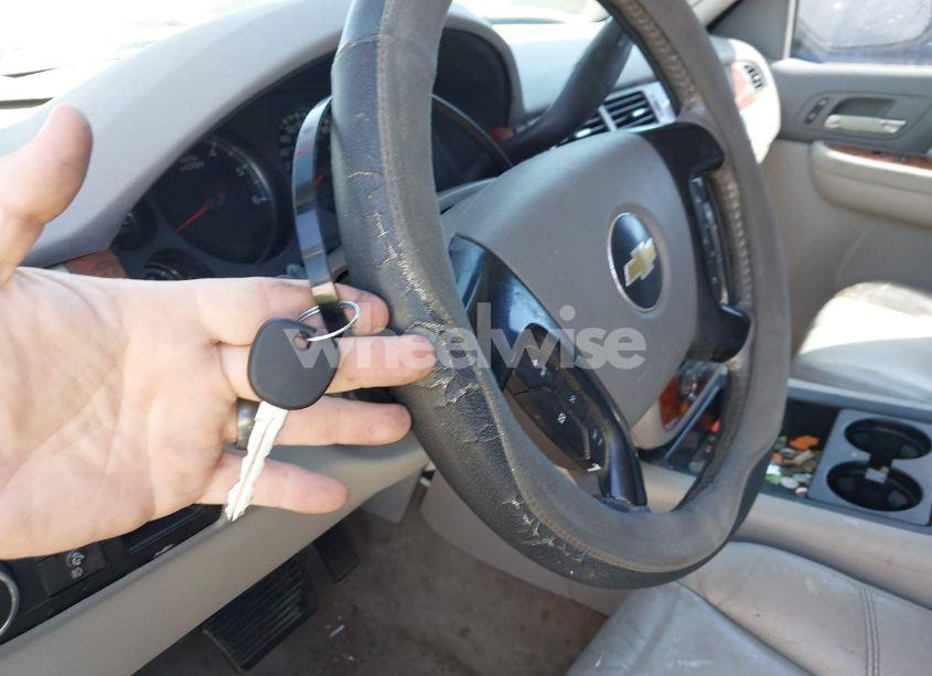 Photo 11 of 2007 Chevrolet Suburban 1500 LT (VIN 3GNFC16J47G119304)