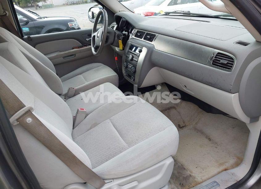 Photo 5 of 2007 Chevrolet Suburban 1500 LS (VIN 3GNFC16J67G263789)