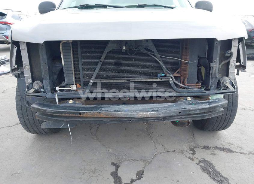 Photo 6 of 2007 Chevrolet Suburban 1500 LS (VIN 3GNFC16J67G263789)