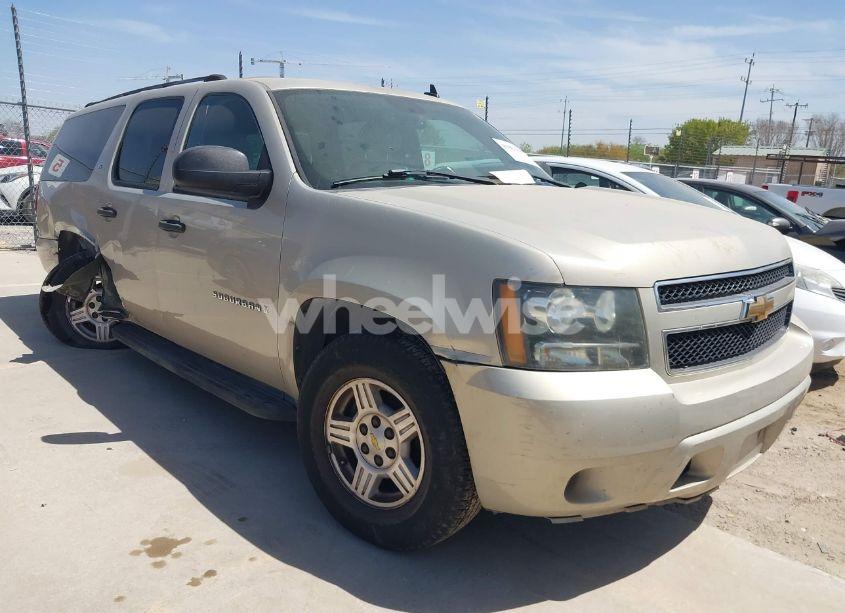 2007 Chevrolet Suburban 1500 LS (VIN 3GNFC16JX7G133370) main photo