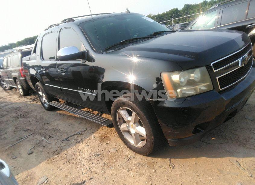 2007 Chevrolet Avalanche 1500 LTZ (VIN 3GNFK12307G204618) main photo