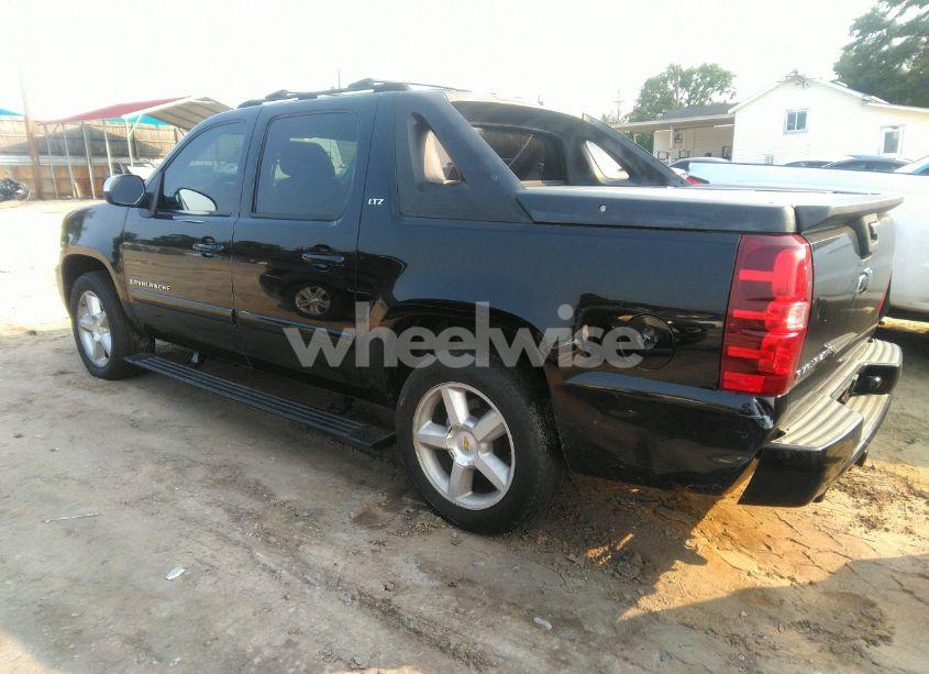 Photo 3 of 2007 Chevrolet Avalanche 1500 LTZ (VIN 3GNFK12307G204618)