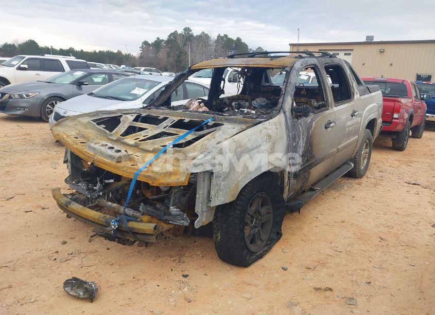 Photo 2 of 2008 Chevrolet Avalanche 1500 LS/LT/LTZ (VIN 3GNFK12308G222327)