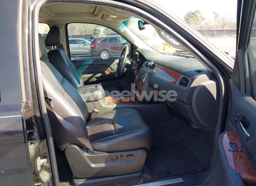 Photo 5 of 2008 Chevrolet Avalanche 1500 LTZ (VIN 3GNFK12308G224448)