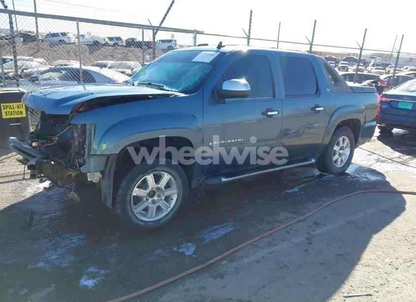 Photo 2 of 2008 Chevrolet Avalanche 1500 LT (VIN 3GNFK12308G226636)