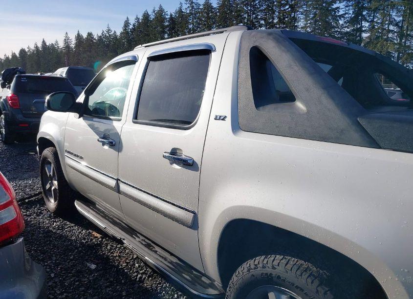 Photo 14 of 2008 Chevrolet Avalanche 1500 LTZ (VIN 3GNFK12308G260365)