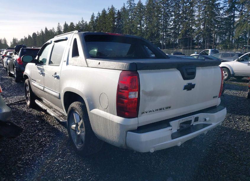 Photo 3 of 2008 Chevrolet Avalanche 1500 LTZ (VIN 3GNFK12308G260365)