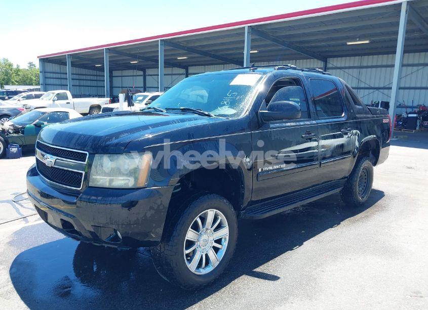 Photo 2 of 2007 Chevrolet Avalanche 1500 LT (VIN 3GNFK12317G168115)