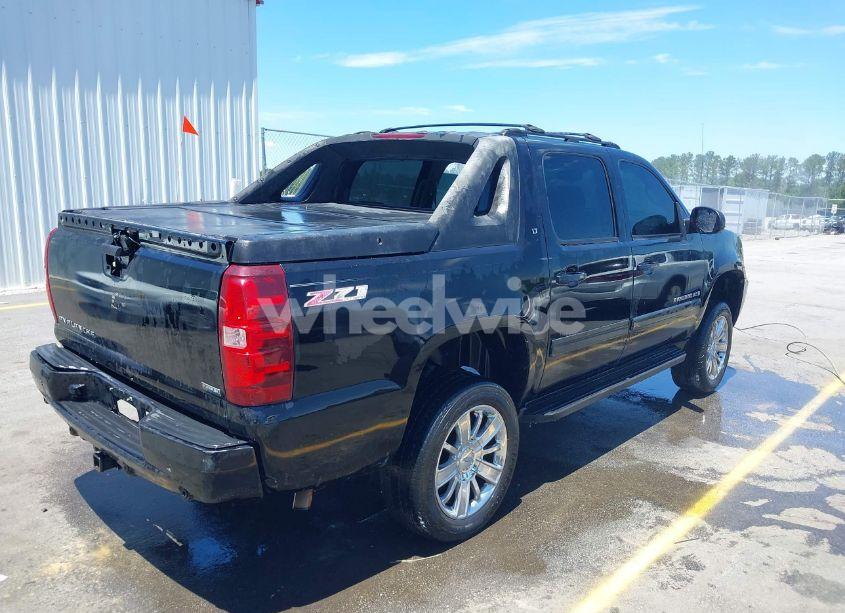 Photo 4 of 2007 Chevrolet Avalanche 1500 LT (VIN 3GNFK12317G168115)