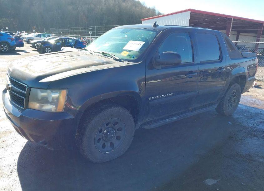 Photo 2 of 2007 Chevrolet Avalanche 1500 LT (VIN 3GNFK12317G186081)