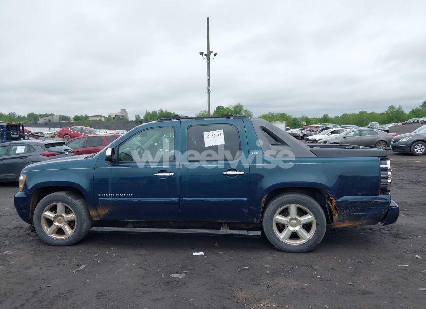 Photo 14 of 2007 Chevrolet Avalanche 1500 LTZ (VIN 3GNFK12317G270255)