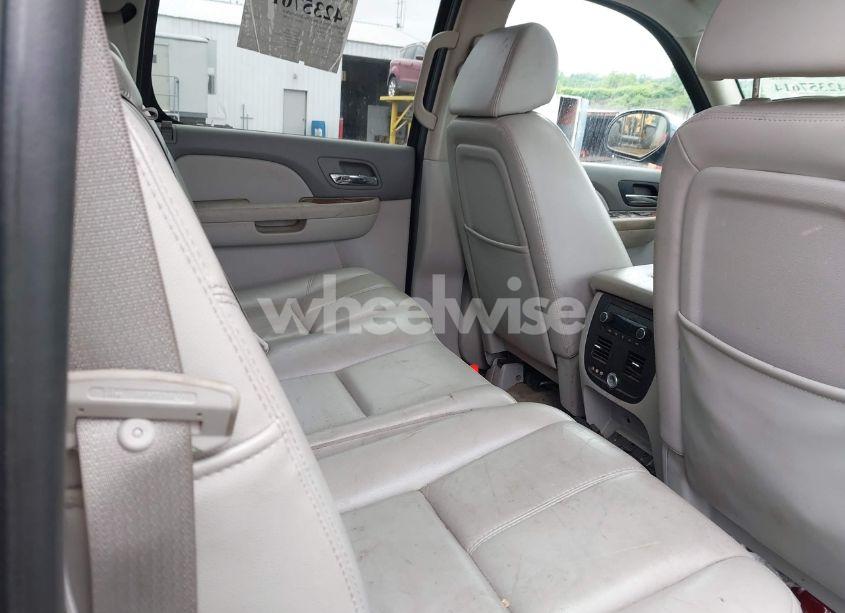 Photo 8 of 2007 Chevrolet Avalanche 1500 LTZ (VIN 3GNFK12317G270255)