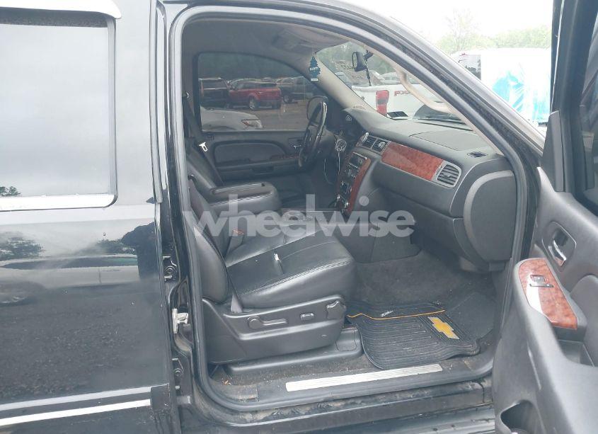 Photo 5 of 2008 Chevrolet Avalanche 1500 LT (VIN 3GNFK12318G241601)