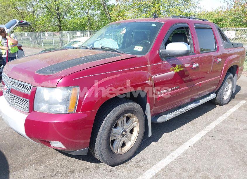 Photo 2 of 2007 Chevrolet Avalanche 1500 LT (VIN 3GNFK12327G257739)