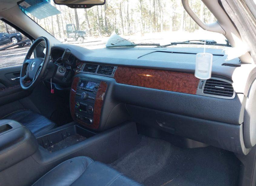 Photo 5 of 2008 Chevrolet Avalanche 1500 LT (VIN 3GNFK12328G159330)