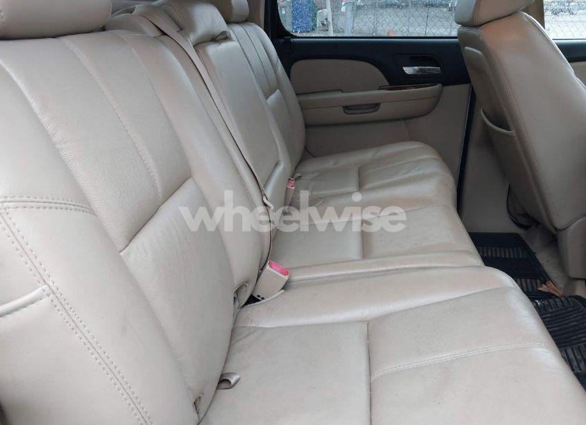 Photo 8 of 2007 Chevrolet Avalanche 1500 LT (VIN 3GNFK12337G136637)