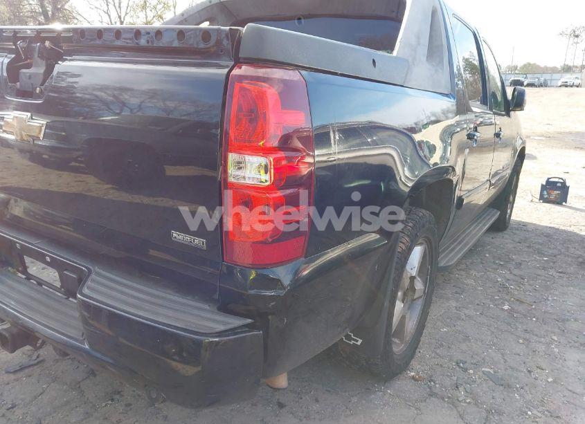 Photo 15 of 2007 Chevrolet Avalanche 1500 LTZ (VIN 3GNFK12337G211143)