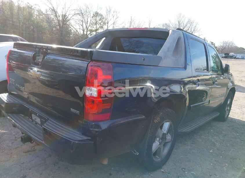 Photo 4 of 2007 Chevrolet Avalanche 1500 LTZ (VIN 3GNFK12337G211143)