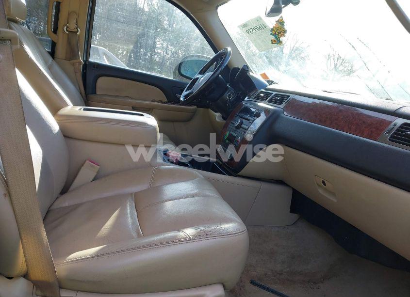 Photo 5 of 2007 Chevrolet Avalanche 1500 LTZ (VIN 3GNFK12337G211143)