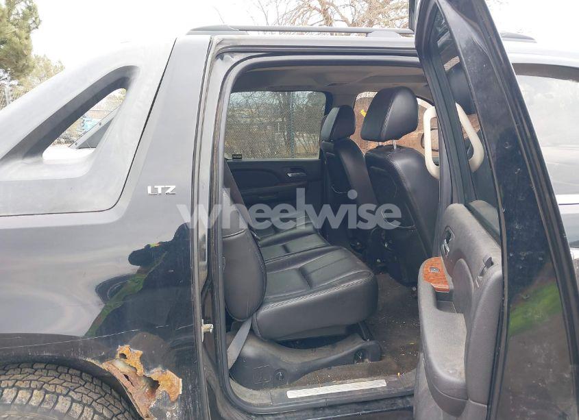 Photo 8 of 2007 Chevrolet Avalanche 1500 LTZ (VIN 3GNFK12337G268006)