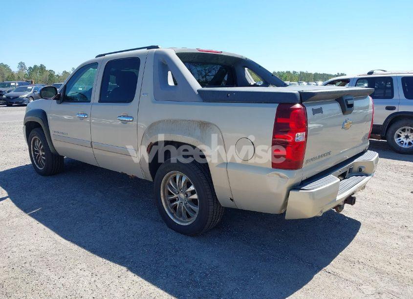 Photo 3 of 2007 Chevrolet Avalanche 1500 LTZ (VIN 3GNFK12337G318743)