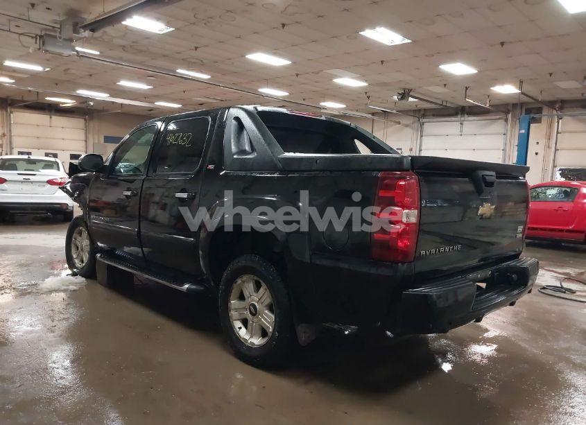 Photo 3 of 2008 Chevrolet Avalanche 1500 LT (VIN 3GNFK12338G116678)