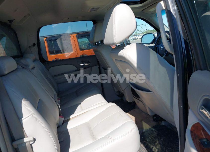 Photo 8 of 2008 Chevrolet Avalanche 1500 LT (VIN 3GNFK12338G139684)