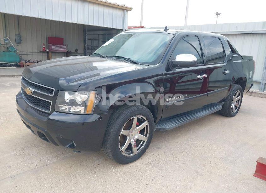 Photo 2 of 2007 Chevrolet Avalanche 1500 LT (VIN 3GNFK12347G165693)