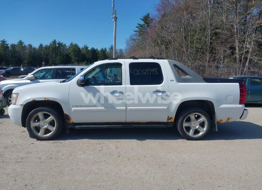 Photo 12 of 2007 Chevrolet Avalanche 1500 LTZ (VIN 3GNFK12347G281010)