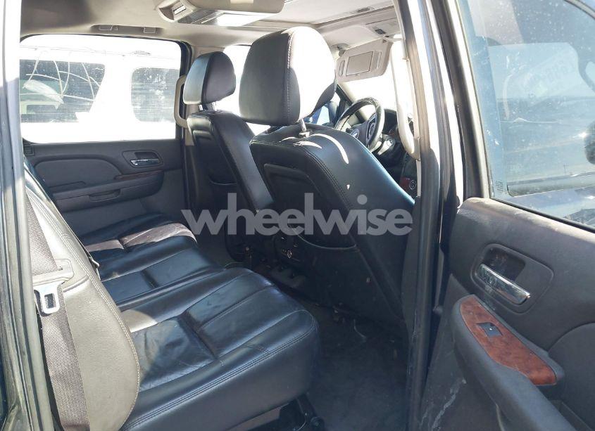 Photo 8 of 2007 Chevrolet Avalanche 1500 LTZ (VIN 3GNFK12347G304379)