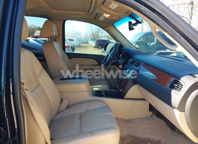 Photo 5 of 2007 Chevrolet Avalanche 1500 LT (VIN 3GNFK12347G316922)