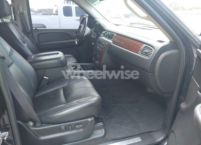 Photo 5 of 2008 Chevrolet Avalanche 1500 LT (VIN 3GNFK12348G106158)